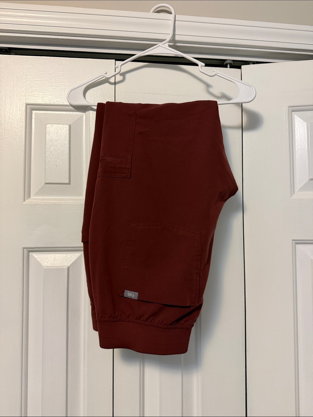 FIGS Women's Walnut Scrub Pants